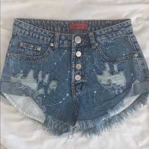 Signature 8 jean shorts